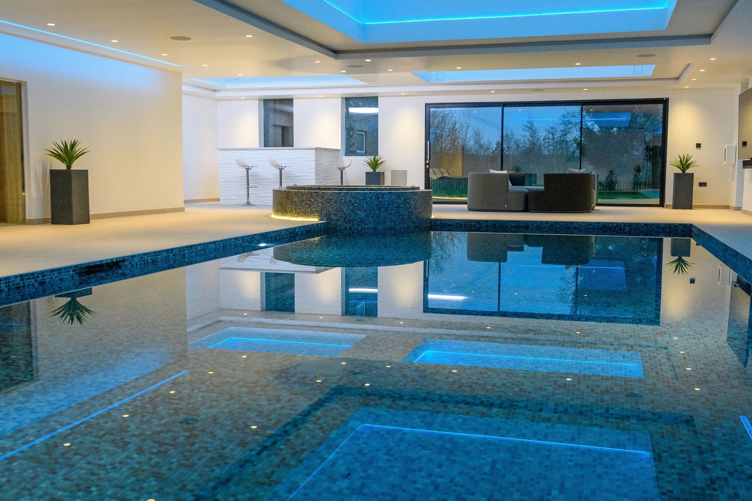 Swimming Pool & Leisure Complex